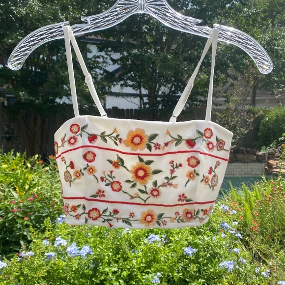 Forever 21 S embroidered boho crop top w/adjustable straps - Picture 7 of 8